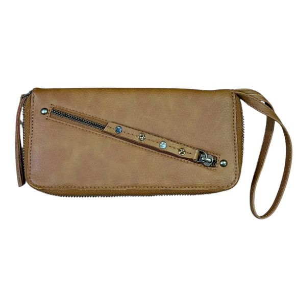 Free People Handbags - Free People Wristlet Wallet‎ Clutch Camel Brown Vegan Leather Zip Closure NWOT